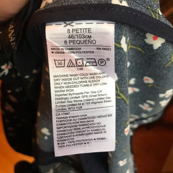 NWOT Petite Floral V-neck Fit and Flare Navy Blue Dress - Picture 7 of 7